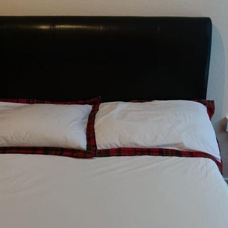 Nice Double Bedroom At Streatham Place Λονδίνο Εξωτερικό φωτογραφία